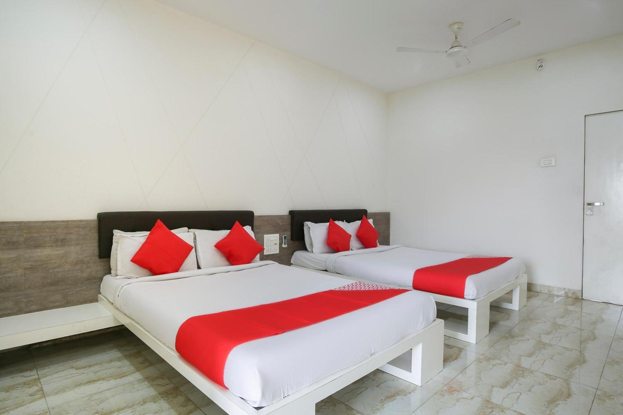 Hotel O Shiv Vatika Banquet & Rooms Bhatha Eksteriør bilde