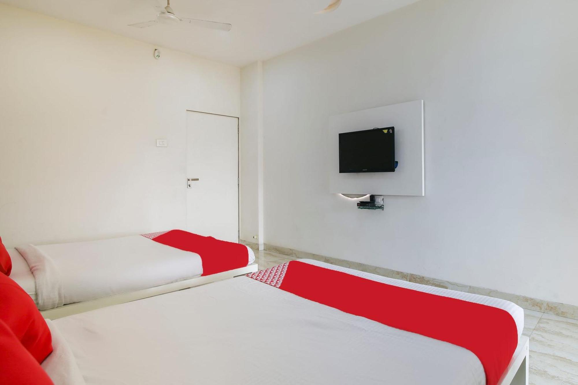 Hotel O Shiv Vatika Banquet & Rooms Bhatha Eksteriør bilde