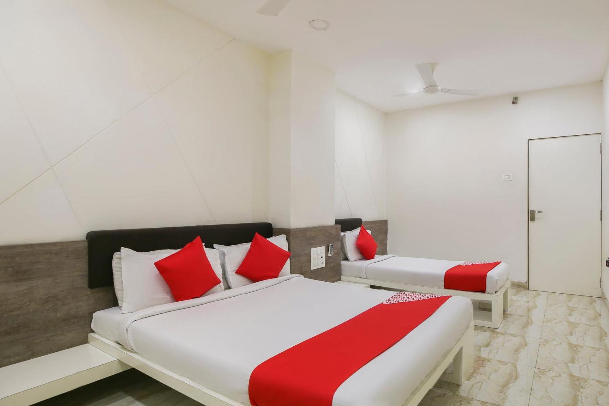 Hotel O Shiv Vatika Banquet & Rooms Bhatha Eksteriør bilde