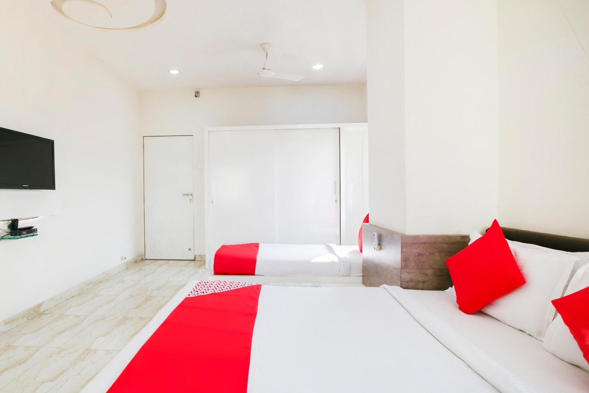 Hotel O Shiv Vatika Banquet & Rooms Bhatha Eksteriør bilde