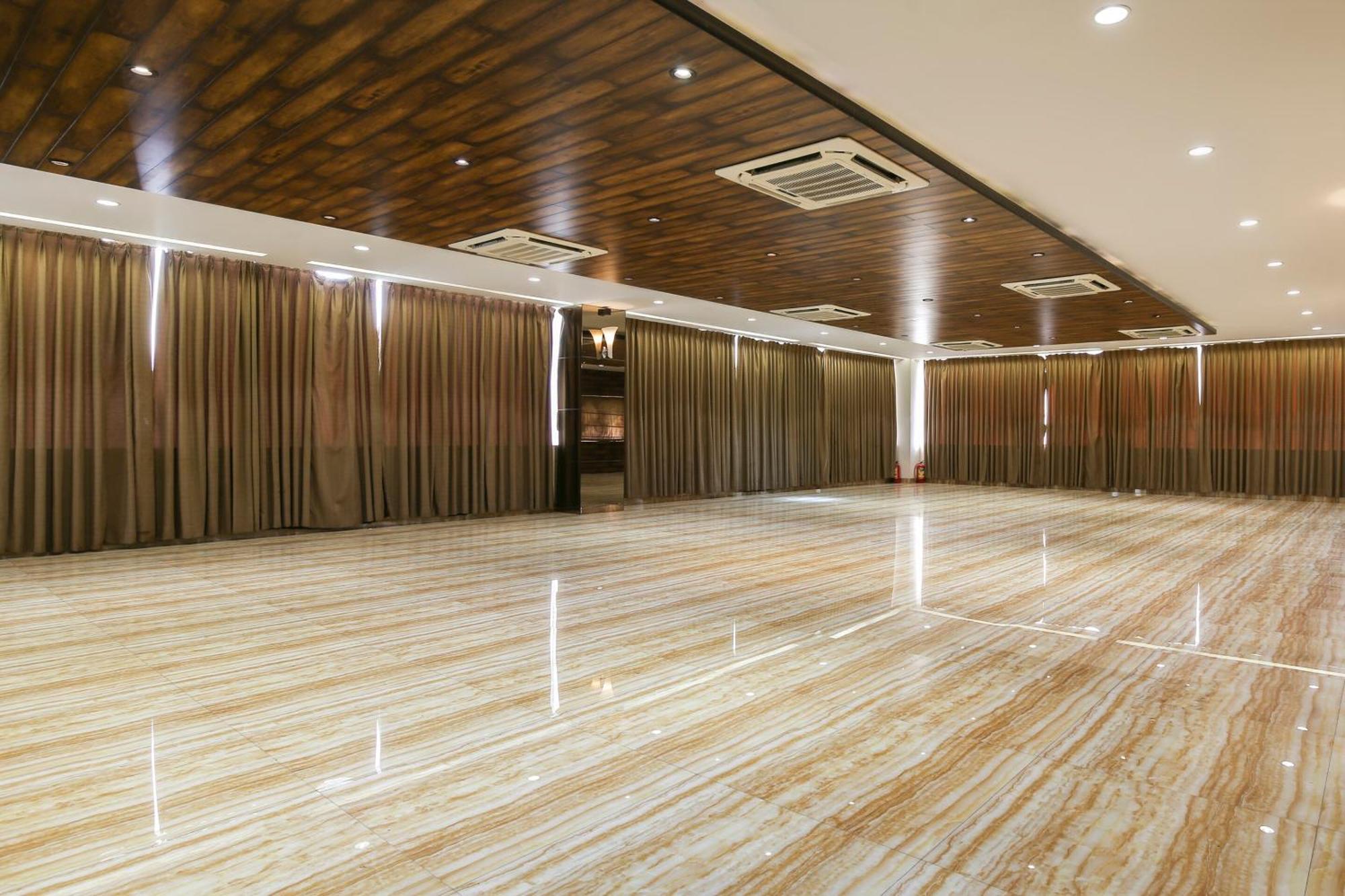 Hotel O Shiv Vatika Banquet & Rooms Bhatha Eksteriør bilde